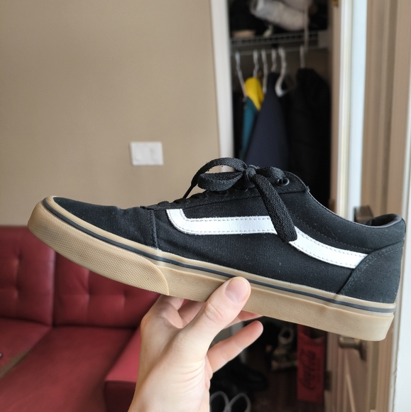 Vans Old Skool Shoes US9.5 Black and Gum - Picture 2 of 6